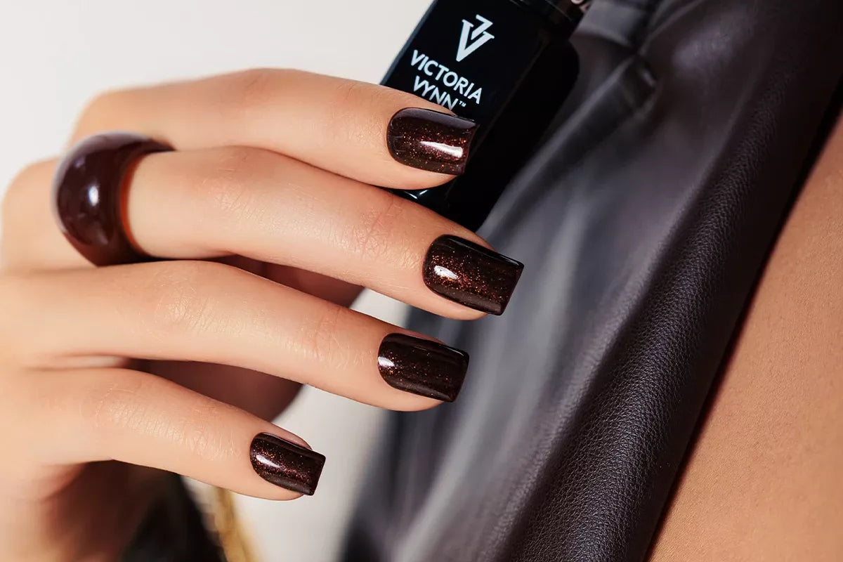 GEL POLISH 483 Gilded Ebony 8 ml